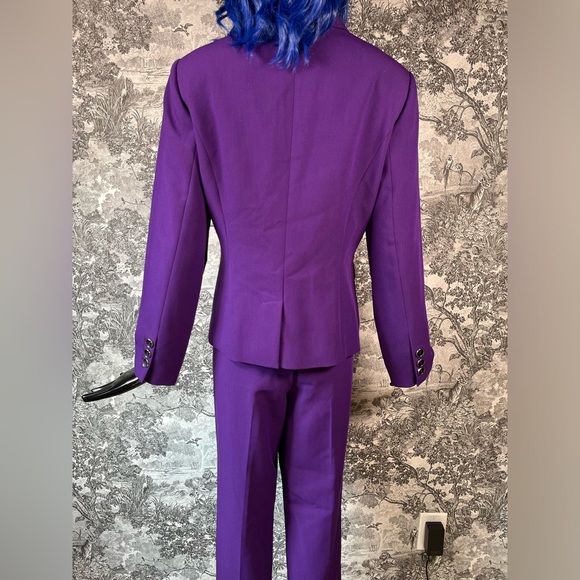 Purple Single-Breasted Suit - Picture 2 of 11